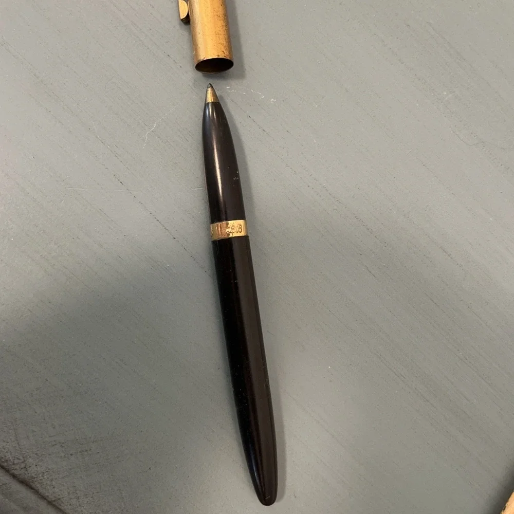 Vintage Bob Blythe B-B Rol Rite Black Gold Tone Ballpoint Pen